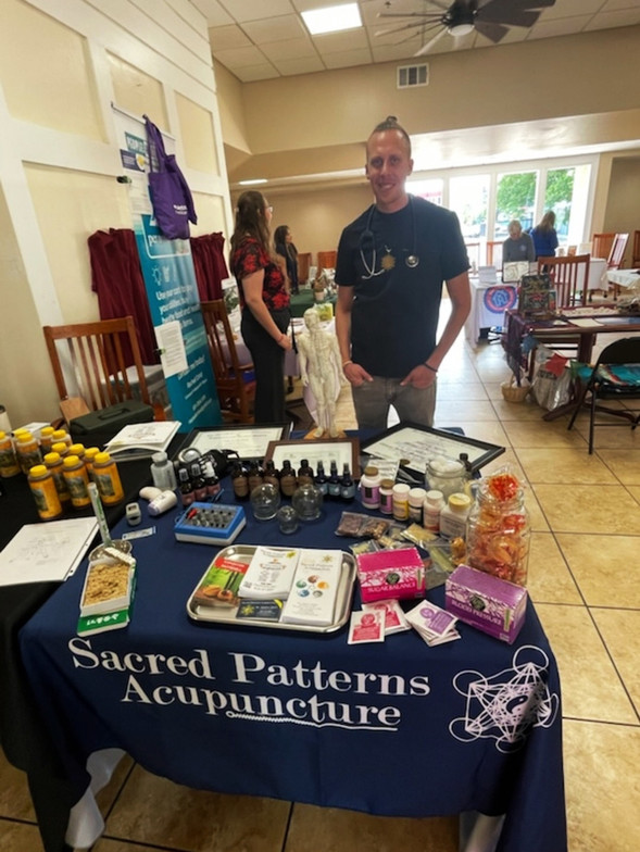 Albuquerque Grand Senior Living, Health Fair, Sacred Patterns Acupuncture, Dr. Moser, New Mexico