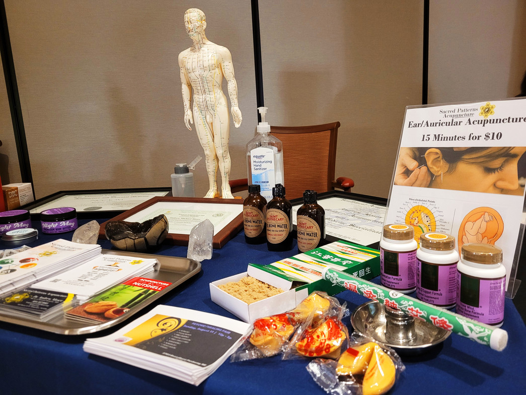 La Vida Llena - Resident Health Fair - Sacred Patterns Acupuncture - Dr. Andrew Moser, DOM, MBA