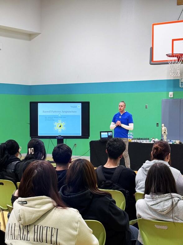 Health Leadership High School - Albuquerque, NM - Sacred Patterns Acupuncture - Dr. Andrew Moser, DOM, MBA - December 2025 Presentation on Acupuncture